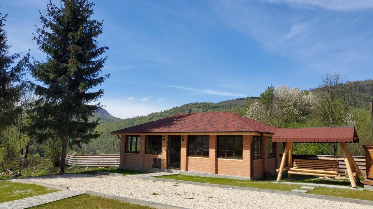 Catunul Din Podei A-Frame Dragoslavele Exterior photo