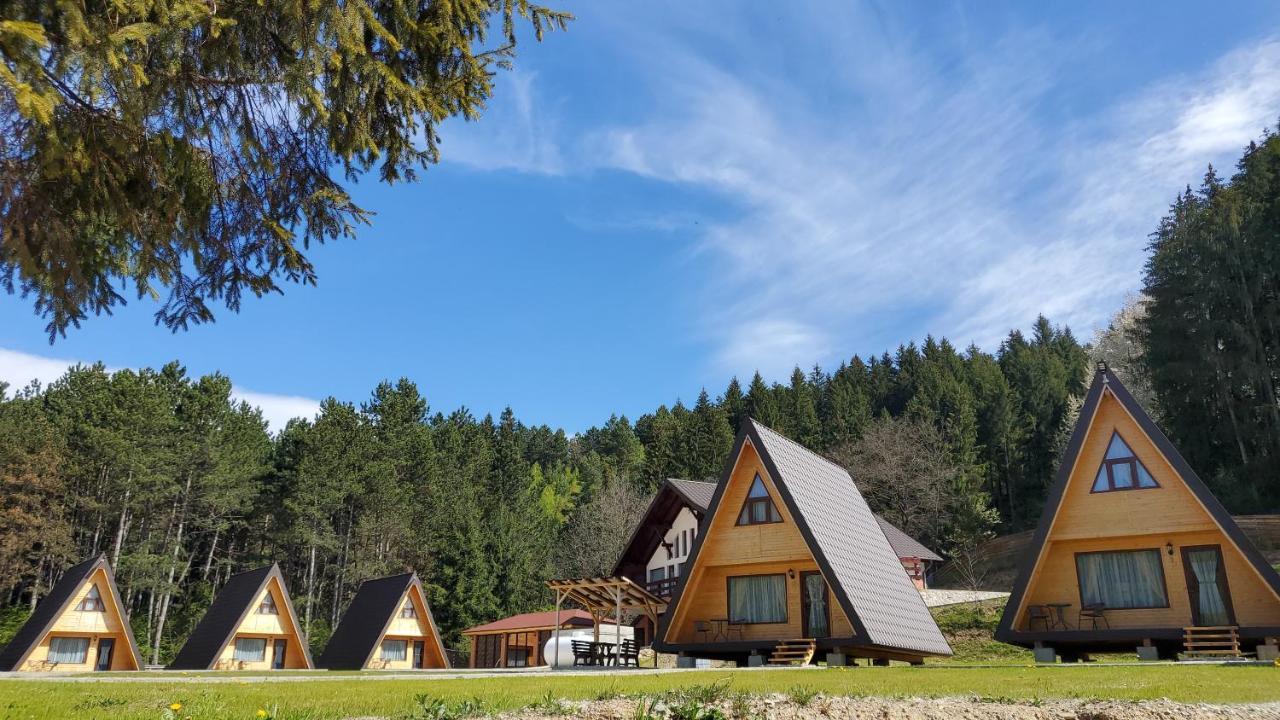 Catunul Din Podei A-Frame Dragoslavele Exterior photo
